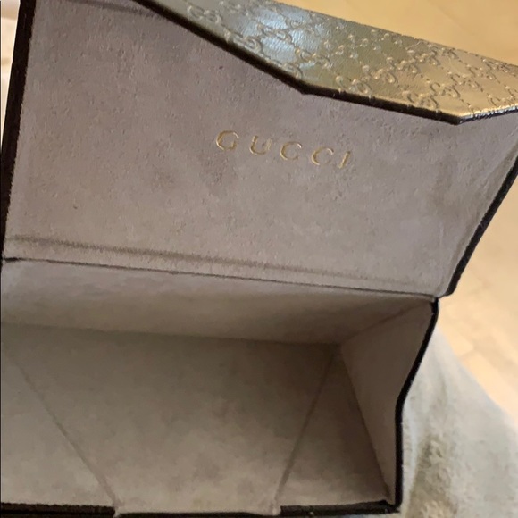 Gucci Gradient Oversize Sunglasses w/foldable Case main image 5